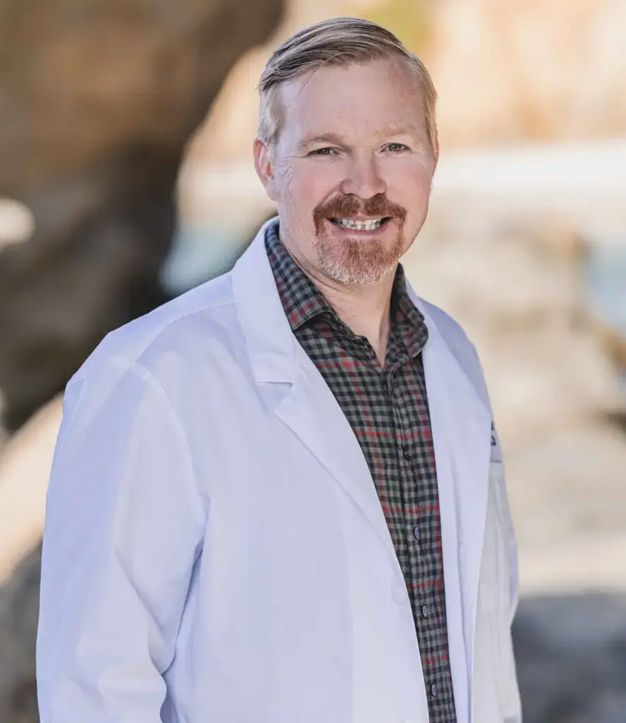 Dr. Bryan Hayter, veterinarian at Aliso Beach Animal Clinic in Laguna Beach, CA